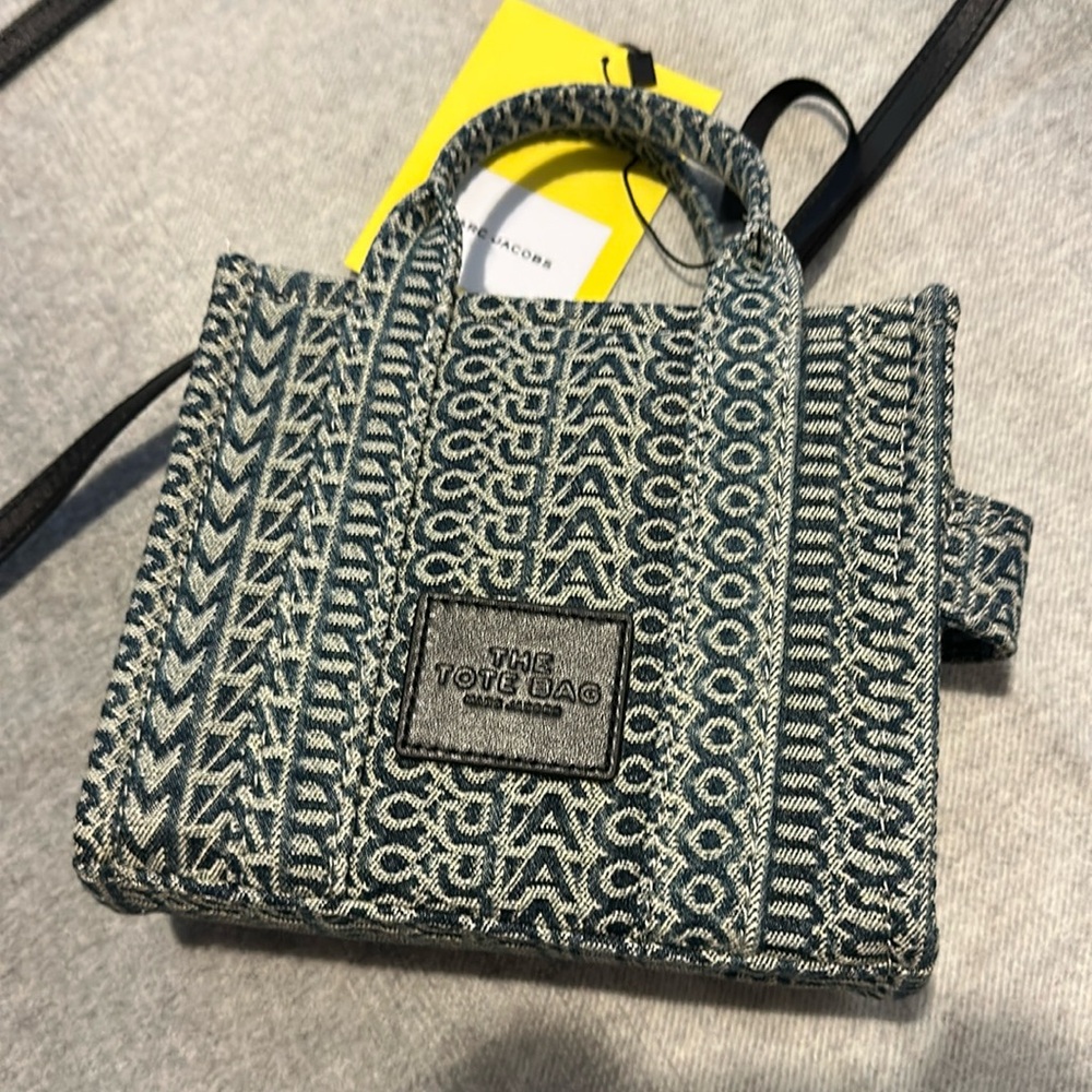 Marc Jacobs xbody
